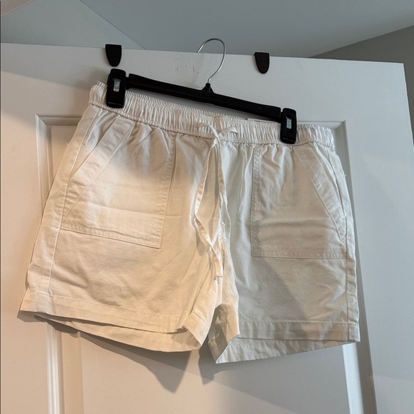 Style & Co. Pants - Style & Co. Women's Cream Cargo Shorts